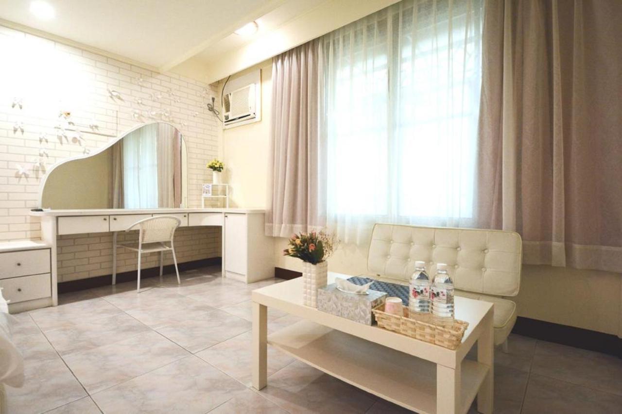 Ferienwohnung Ariyoshi Ya Tainan Exterior foto